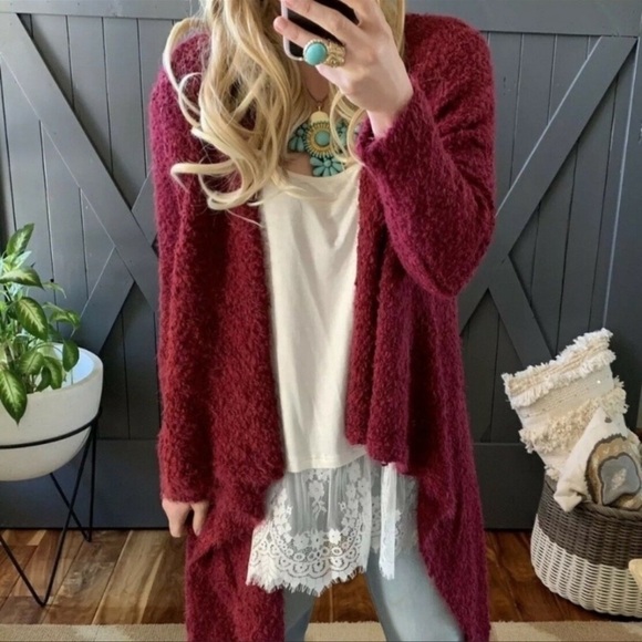 NEW! Soft Knit Maroon Popcorn Sweater Cardigan - Picture 4 of 5